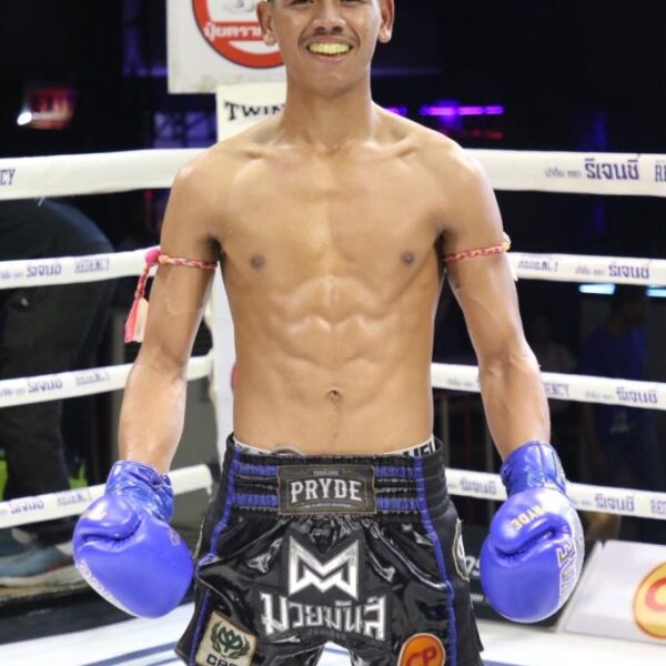 ทรงเดช เพชรนาคา