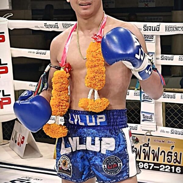 ท่อนซุง ก.อดิศักดิ์