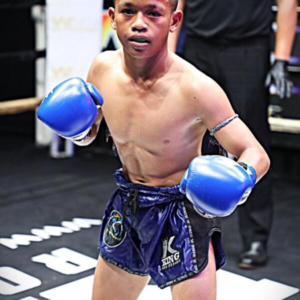 เพชรตาทอง สจ.โหน่งชลบุรี