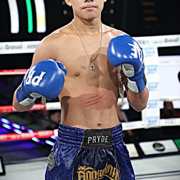 เพชรมงคล สามารถพยัคฆ์อรุณยิมส์