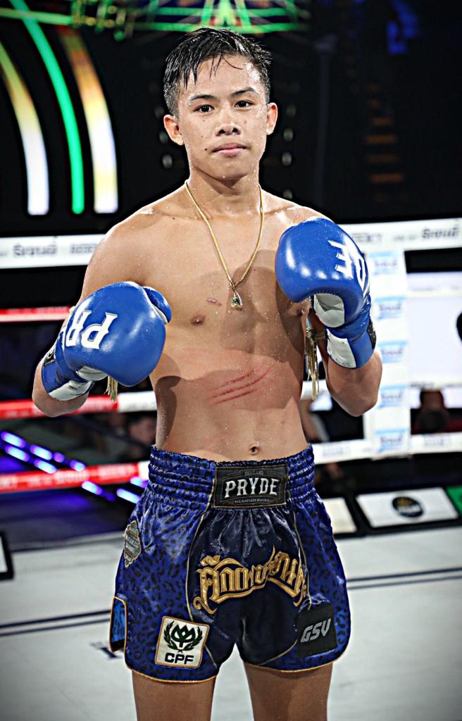 เพชรมงคล สามารถพยัคฆ์อรุณยิมส์