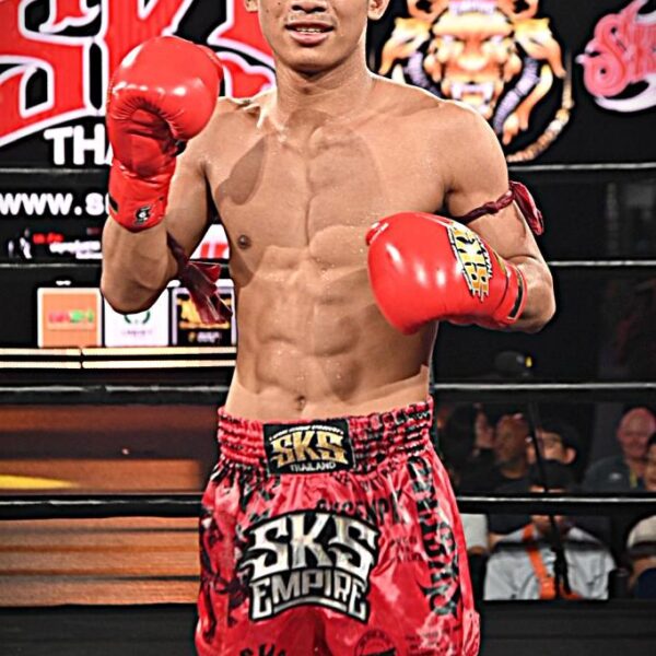 เพชรโก้ รุ่งอุบลยิมส์