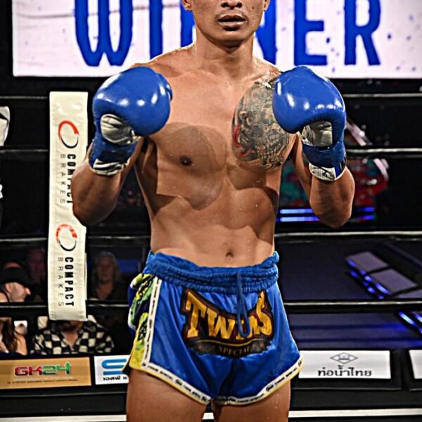 ไกรทองเล็ก ราชาไฟต์คลับ