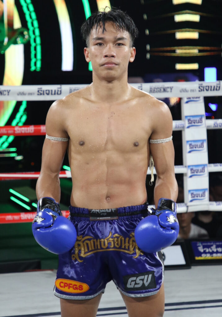 กล้ารบ ร.ร.ธรรมศาสตร์คลองหลวง