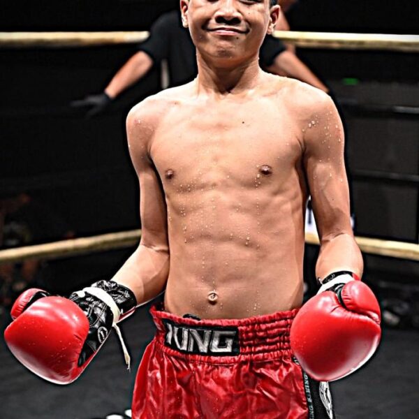 ฉลามเงิน ซิลค์มวยไทย