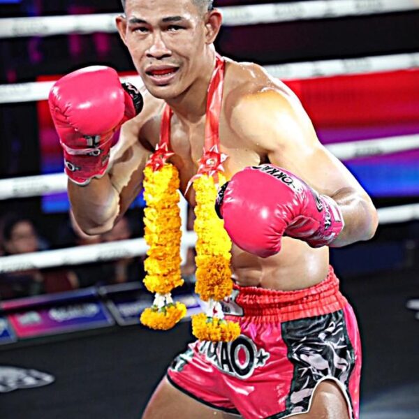 ซื่อสัตย์ มานพมวยไทยยิม