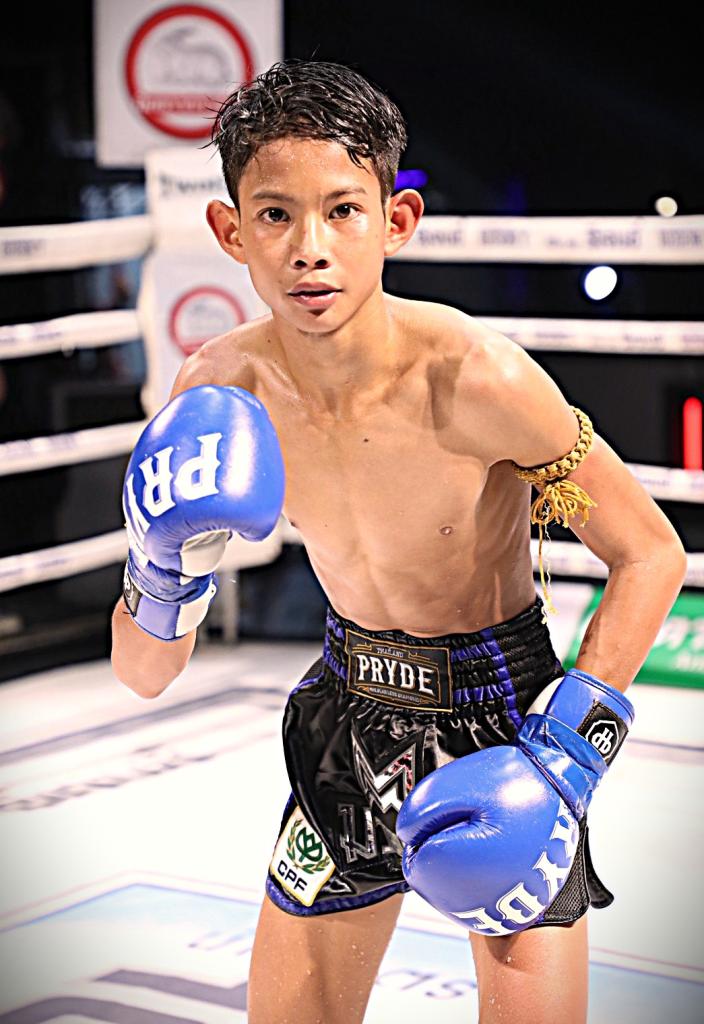 ตะวันดำ ศิษย์พนัญเชิง