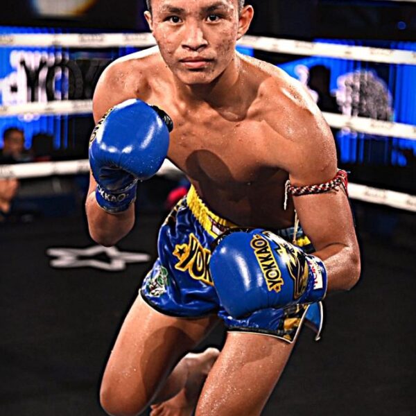 พลอยอภิชาติ อภิชาติมวยไทยยิม