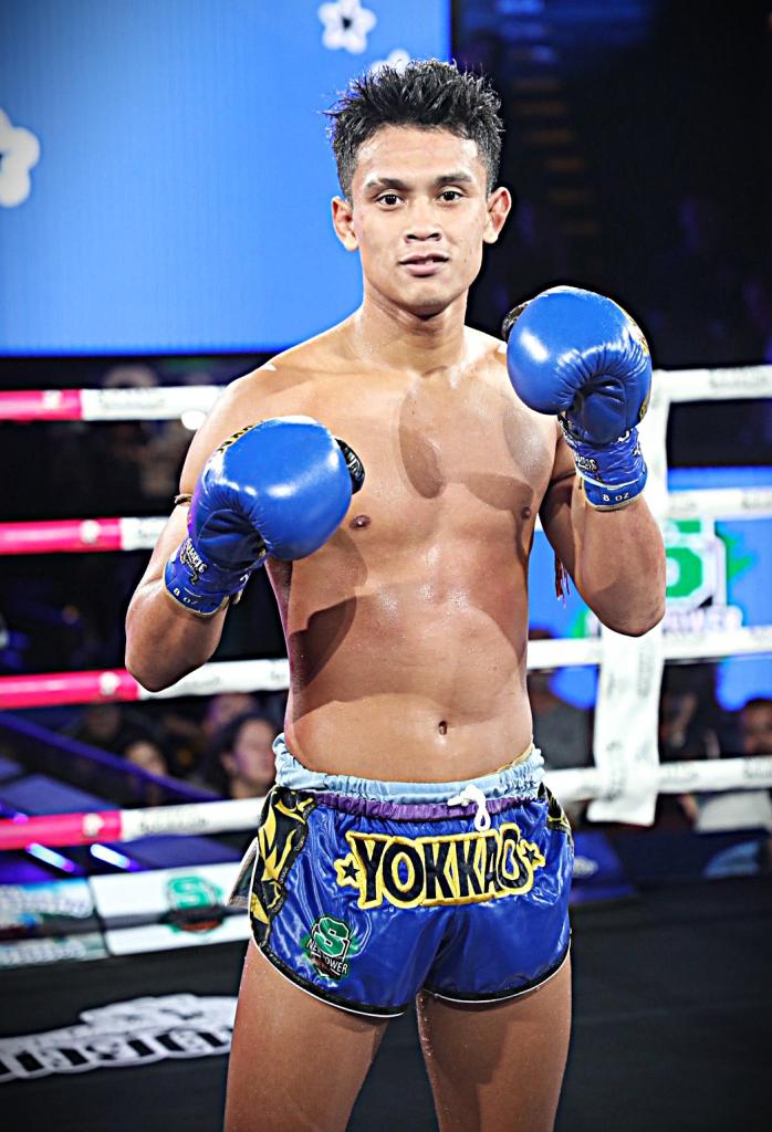 พลายแก้ว ส.บุญมีฤทธิ์