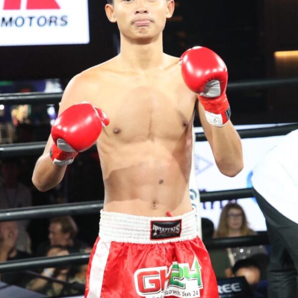 ยอดชนะศึก ก๋วยบางคอแหลม