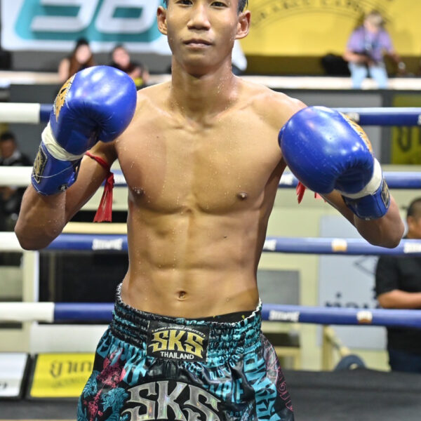 เงาเพชร โกลิตะมวยไทย