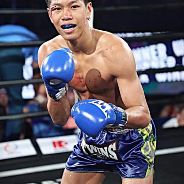 เจมส์บอน นวพลฟาร์มสุขกระบือไทย