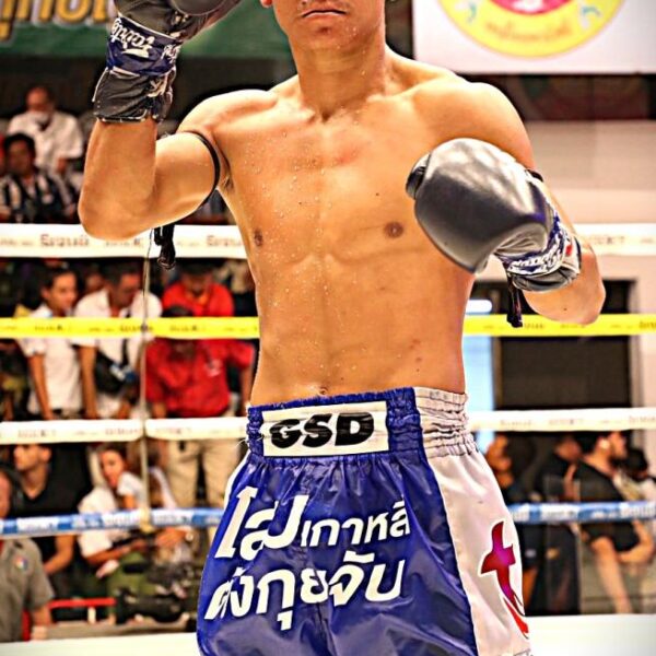 เด่น ศิษย์นายกทวีปตะพง