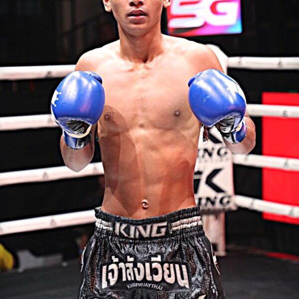 เด่นทักษิณ สานฝันกีฬานาทวี