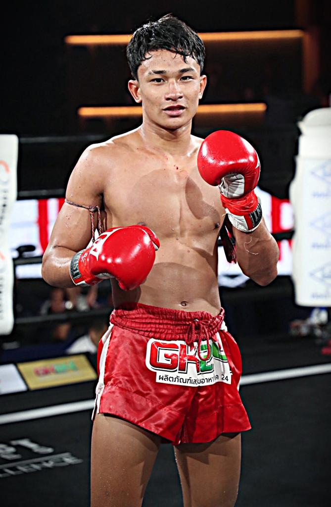 เด่นสยาม เหลี่ยมธนวัฒน์