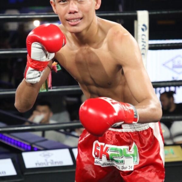 เด่นเมืองจันทร์ ป.มงคลอินทร์