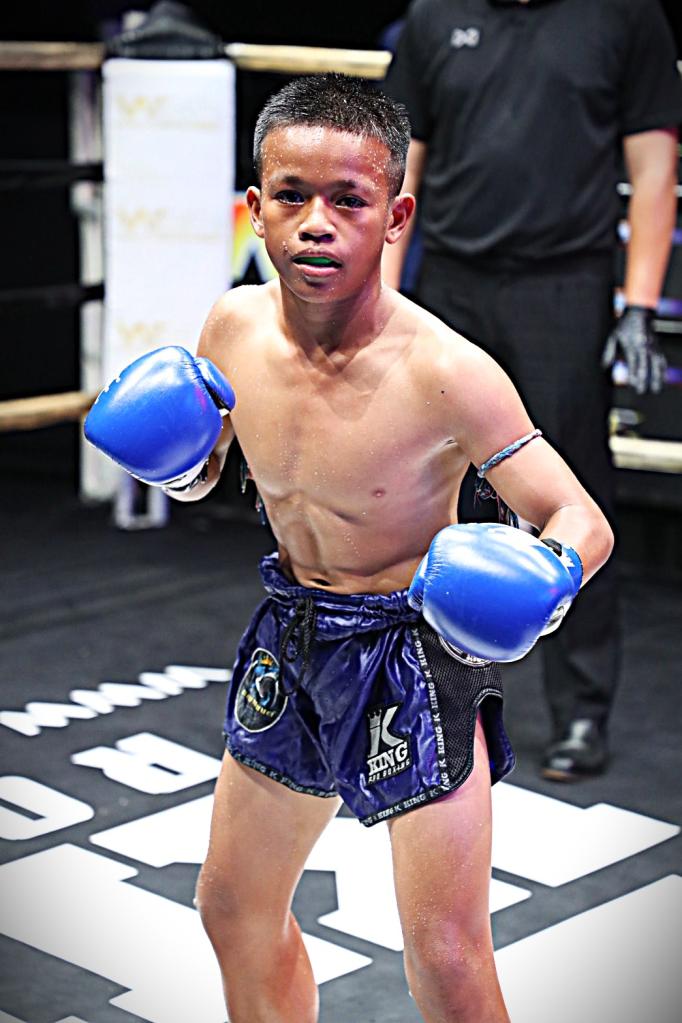 เพชรตาทอง เคไอ.มอเตอร์