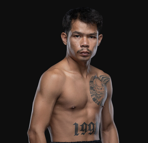 เพชรนิลมังกร น้ำแข็งไอซ์แลนด์