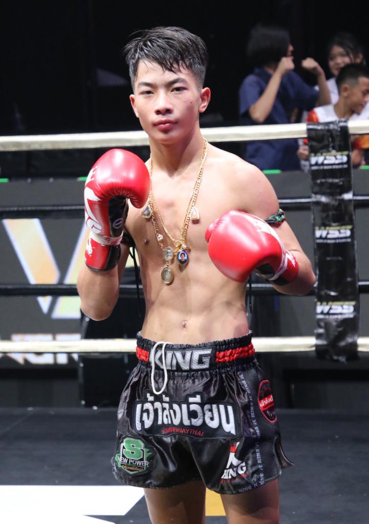 เพชรอ่างทอง ศิษย์วัดสระแก้ว