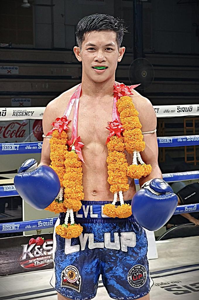 เพชรเกรียงไกร จิตรเมืองนนท์