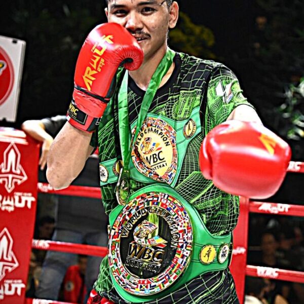 เสาเอก บี.ที.เคปอร์เต