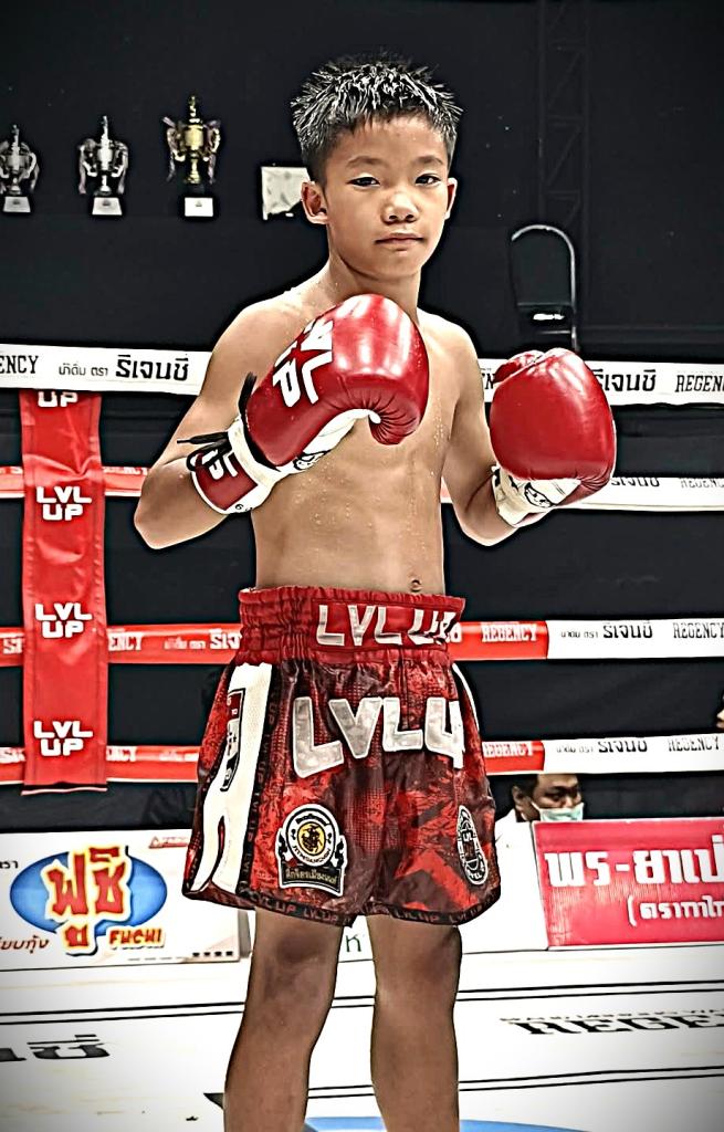 แปดแสนเล็ก ป.ไทยสงค์