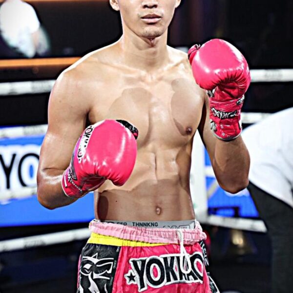 แสนรัก ซุปเปอร์เล็กมวยไทย