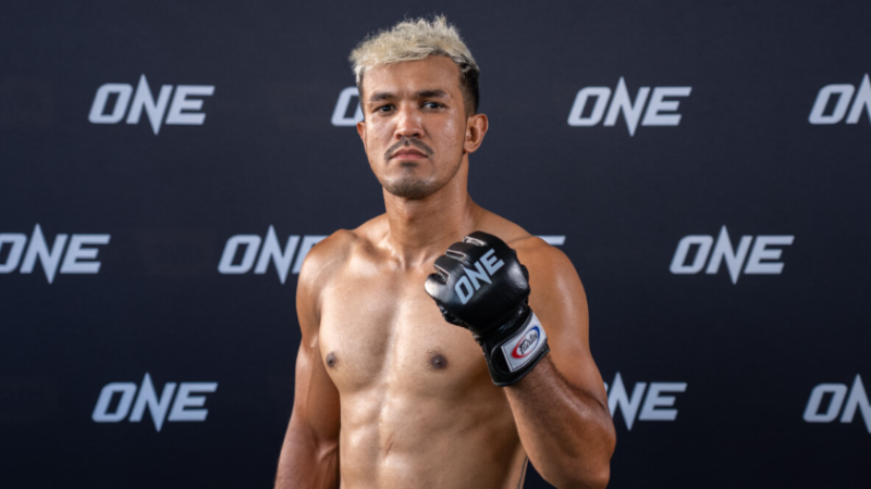 เต็มที่เหมือนเดิม! “สินสมุทร” โชว์หุ่นฟิตก่อนซัดเดือด “จอร์จ” ศึก ONE Fight Night 41