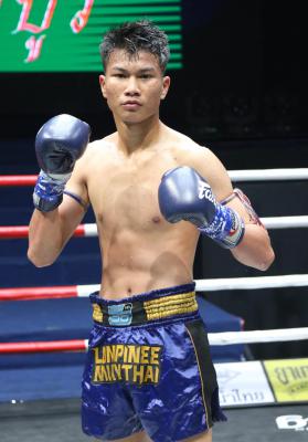 ก้องโนวา บางแสนไฟท์คลับ