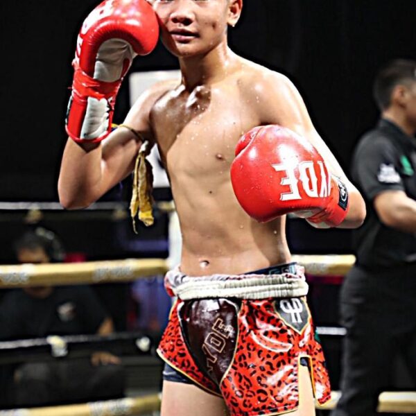 ยอดปังตอ ศูนย์กีฬากุดฉิม