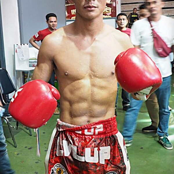 ยอดมณี สวนจากคาเฟ่