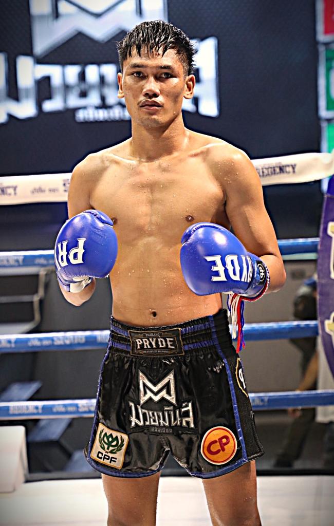 สั่งรบ แดงพนมดงรัก