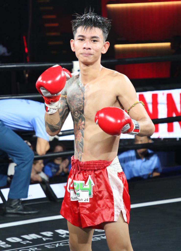 อังกอร์ โกลิตะมวยไทย