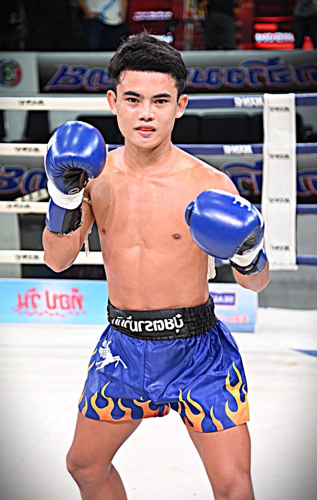 เพชรก้องฟ้า วันของโอม.WKO