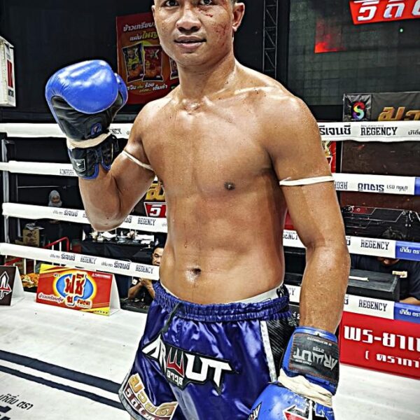 เพชรบางเสร่ ป.อ่าวทะเลบางเสร่