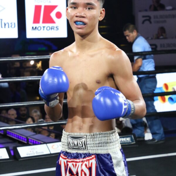 เยี่ยมยุทธ ป.มงคลอินทร์