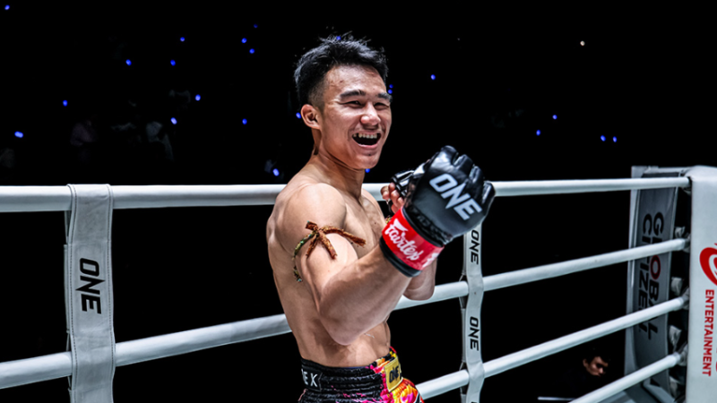 ฟอร์มกำลังมา! “วรพล” งัดไม้เด็ดมวยไทยครบมือ ลั่นปิดเกมโหดรับน้อง “อาร์ตูร์”