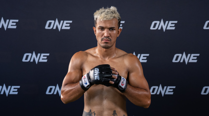 ต้องมีคนหลับ! “สินสมุทร” ตั้งเป้าน็อกเอาต์ “จอร์จ” เปิดทางแก้มือ “รีเกียน”