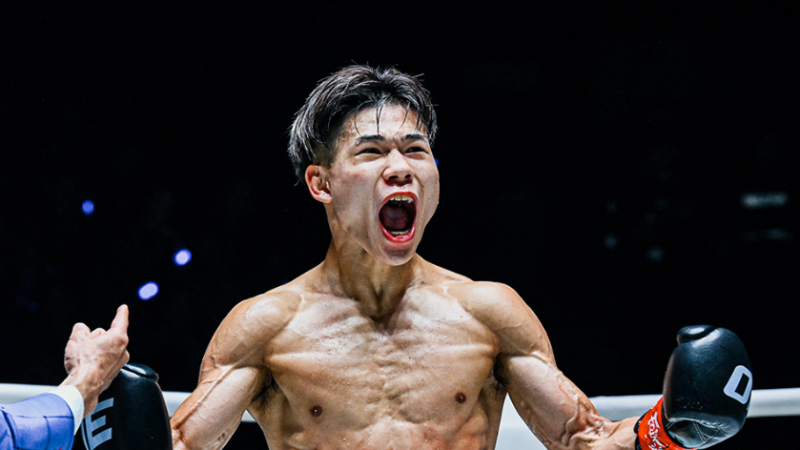 ไม่มีอะไรน่ากลัว! “ฮิว” มั่นใจคุมเกมเบ็ดเสร็จ ปิดสวิตช์ “เสือแบล็ค” ตั้งแต่ยกแรก