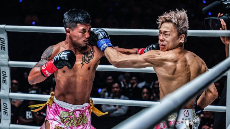 ภาคสองไฟลุก! “รถถัง” ปะทะ “ทาเครุ” ชิงบัลลังก์คิกบ็อกซิ่ง รุ่นฟลายเวต เฉพาะกาล ที่ญี่ปุ่น