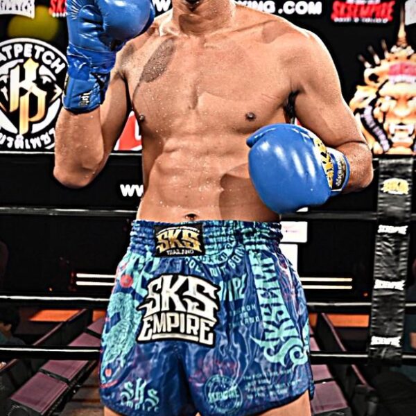 ก้องปทุม ศิษย์สั่งปราบ