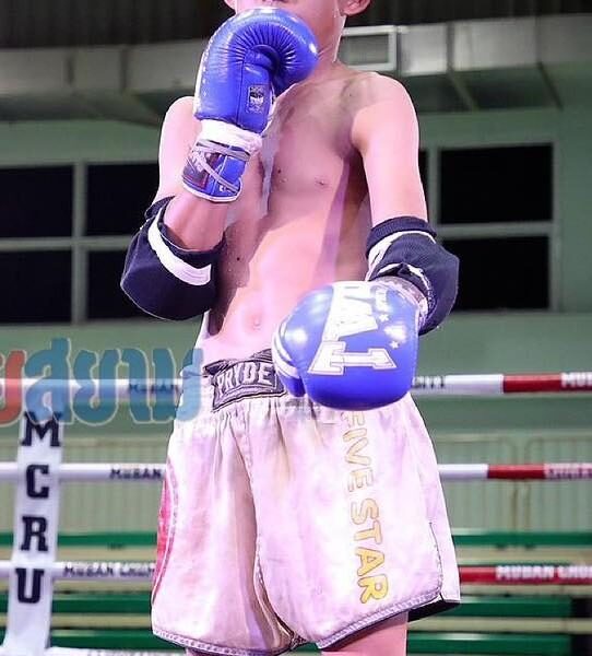 ชานม ศิษย์เพชรฉลูกัณฑ์