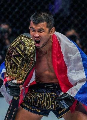 น้องโอ๋ ฮาม่ามวยไทย