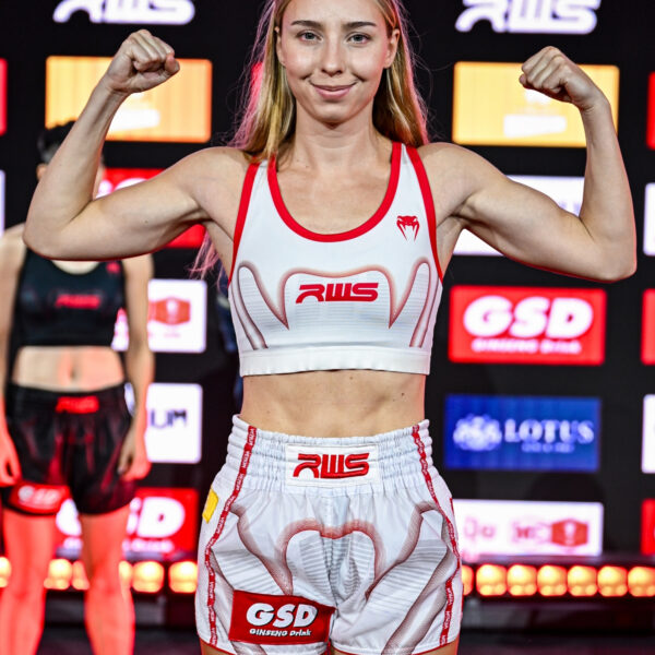 อิซ่า ลินด์บลอม