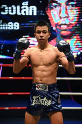 เด็ดดวงเล็ก ทอฝันฟาร์ม