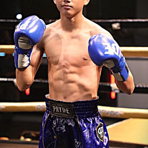 เป็นดาว บ.รุ่งโรจน์