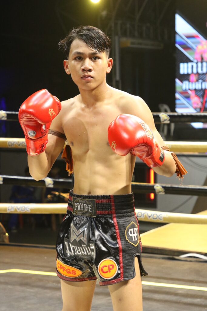 แก่นปักษ์เล็ก ศ.เด็กปักษ์