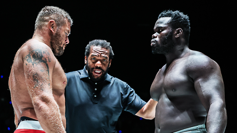 จะได้หายข้องใจ! “รุง รุง” รั้งเข็มขัด บู๊ภาค 2 “อนาโตลี” The Inner Circle ศุกร์ที่ 15 พ.ค.