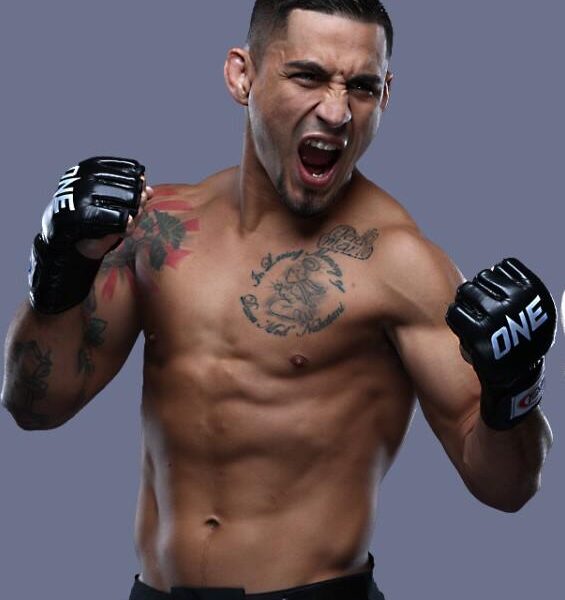 จิลเบิร์ต นาคาทานี