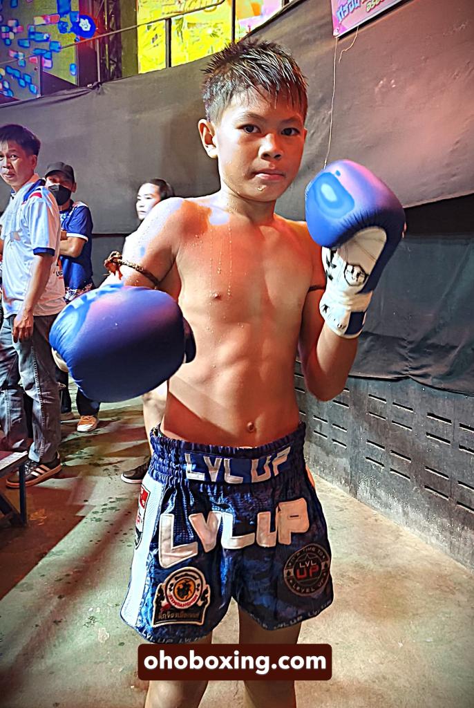 ฉมวกเพชร ส.ธนโชติ